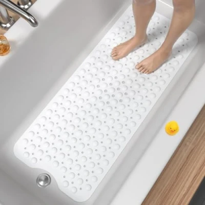 Afbeelding van HITSLAM Antislip badmat voor bad, 100 x 40 cm extra lange douchemat, anti schimmel, machinewasbare badkamer met zuignappen en afvoergaten, zacht op voeten, wit