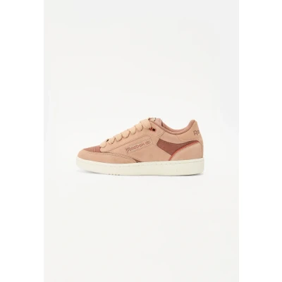 Afbeelding van Reebok Classic CLUB BULC Sneakers laag, Dames, Maat: 42, Earth/scorched earth/hoopred Veloursleer