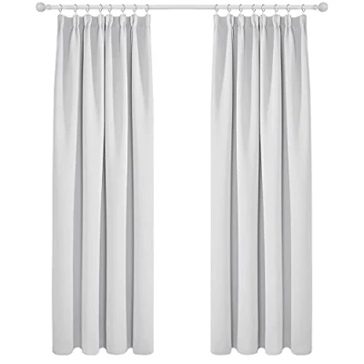 Afbeelding van Deconovo Verduisterende Gordijnen Wit, Kerst Gordijn Potlood voor Woonkamer, Slaapkamer, Kant en Klaar, 132x229 cm (B x H), Grijswit, 2 stuks
