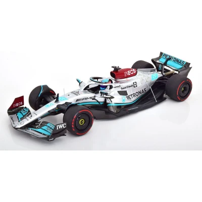Afbeelding van Mercedes AMG Petronas F1 Team W13 E Performance #63 1st Win Brazilian GP 2022 1:18 Minichamps