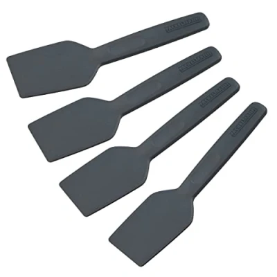 Afbeelding van Fackelmann Statement spatel voor raclette, 4 delige set, schraper met ergonomische greep en duimopening, raclett schuiver in praktische stuks bundel, ca. 15,5 x 1 cm, grijs