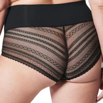Afbeelding van SPANX Undie tectable licht corrigerende Illusion Lace Hi Hipster zwart