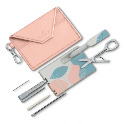 Afbeelding van VICTORINOX Swiss Card Classic, 10 functies, Made, multitool voor vrouwen, incl. kaarthouder met sleutelhanger, Parijs stijl (roze, blauw)