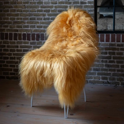 Afbeelding van Schapenvacht Moeflon Bruin M