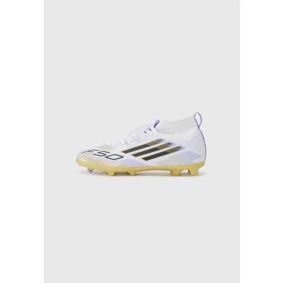 Afbeelding van adidas Performance F50 League Voetbalschoenen met kunststof noppen white/core black/goldcoloured voor kinderen, Maat: 28 Kunststof/ textiel
