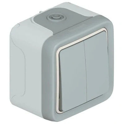 Afbeelding van Legrand pulsdrukker serie plexo ip55 compleet niet verlicht steek 10a 250vac 069725