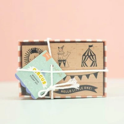 Afbeelding van Violet Studio Little Circus Wooden Stamp Set