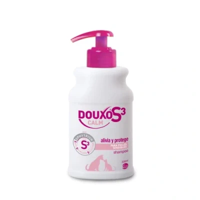 Afbeelding van DOUXO S3 Calm Shampoo voor honden en katten, hygiëne de gevoelige huid, verlicht beschermt hypoallergene geur, 200 ml
