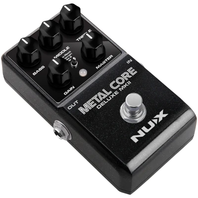 Afbeelding van NU X Metal Core Deluxe mkII Pedaal Met 3 Selecteerbare High Gain Valve Amp Modellen