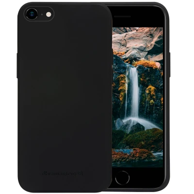 Afbeelding van Apple iPhone SE (2022) Hoesje Gerecycled Siliconen en TPU (zacht) dbramante1928 Softcase/Backcover Zwart Telefoonhoesje