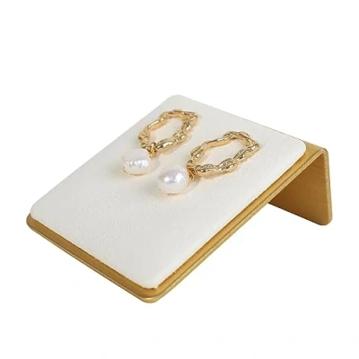Afbeelding van GemeShou Fluwelen oorknopjes voor verkoop, kleine oorbellen opslag organizer meisjes, gouden sieraden oor display stands【Beige】