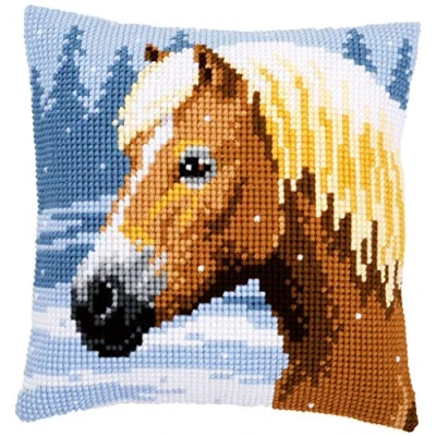 Afbeelding van Vervaco Paard in sneeuw Kruissteekkussen pakket PN 0157077