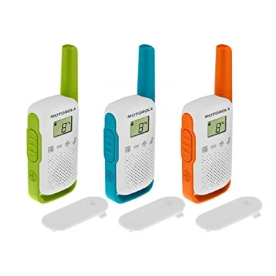 Afbeelding van Motorola Solutions T42 Triple Walkie Talkie Talkabout, 3 pack, PMR446, 16 kanalen, 4 km bereik, meerkleurig, eenvoudig te koppelen, waterdicht