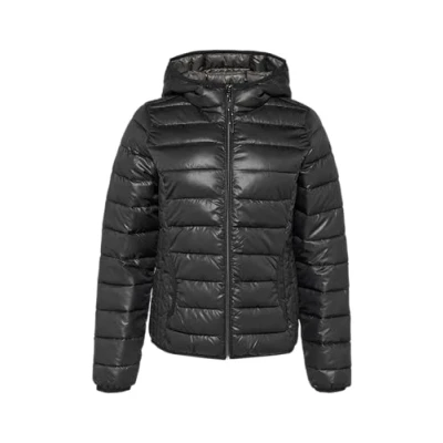 Afbeelding van Q/S designed by Outdoorjack met een capuchon