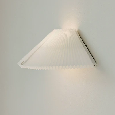 Afbeelding van New Works wandlamp Nebra, breedte 40 cm, wit, aanpasbaar
