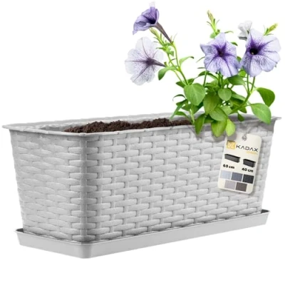 Afbeelding van KADAX Balkonpot met onderzetter, plantenbak, balkonbak wateropeningen, bloembak voor rozen, oleander, rotan imitatie (40 cm, lichtgrijs)