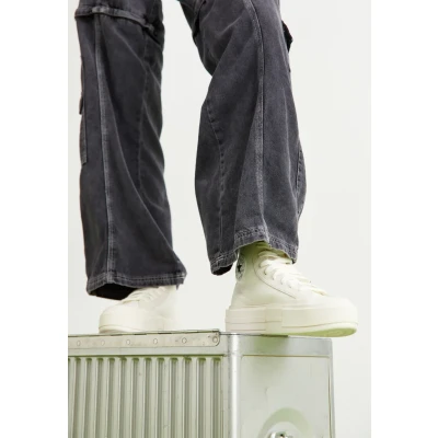 Afbeelding van Converse Chuck Taylor ALL STAR Cruise Sneakers hoog offwhite, Dames, Maat: 43, Off white Leer en textiel