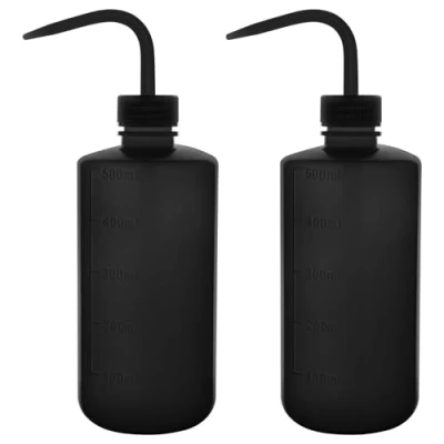 Afbeelding van stonylab LDPE Chemische Spoelfles, 2 Pack Wateringshulpmiddel Veiligheids Zwarte Plastic Knijpfles Laboratorium Spoelfles met Schaallabels en Smalle Mond Spuitfles, 500 ml