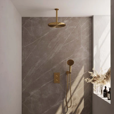 Afbeelding van Brauer Gold Carving Regendoucheset inbouw hoofddouche 30 cm 2 functies inclusief inbouwdeel handdouche Rond 3 standen PVD geborsteld goud