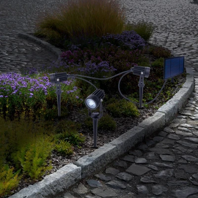 Afbeelding van näve Ledsolarlamp Spoti 3 ledspots op zonne energie met een grondpen incl. zonnepaneel snoer 6m (1 stuk)