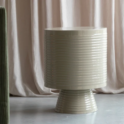 Afbeelding van Maison Bobby Bijzettafel Sven L Beige