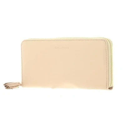 Afbeelding van COCCINELLE Tassel Zip Around Wallet Silk