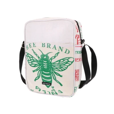 Afbeelding van MoreThanHip Unisex schoudertas van gerecyclede suikerzakken Kosal Bij 24 x 33 9 cm