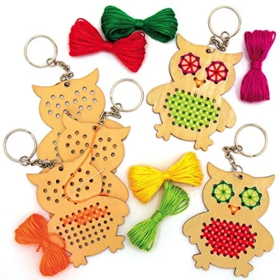 Afbeelding van Baker Ross AX158 Houten Uil Borduur Sets Pak Van 5, Knutselspullen En Knutselsets Voor Kinderen