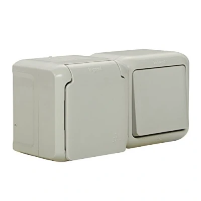Afbeelding van LEGRAND, 782391 Opbouwstopcontact met randaarde, inbouw, horizontaal, IP44, stopcontact geaard contact en deksel, voor montage op de muur