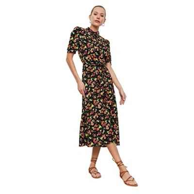 Afbeelding van Trendyol Groene Midi Overhemdjurk Van Geweven Viscose Met Bloemenpatroon Riem Twoss20El1559