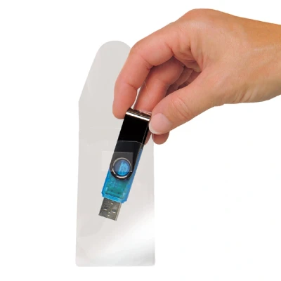 Afbeelding van USB hoes 3L 52.5x90mm met sluiting zelfklevend transparant