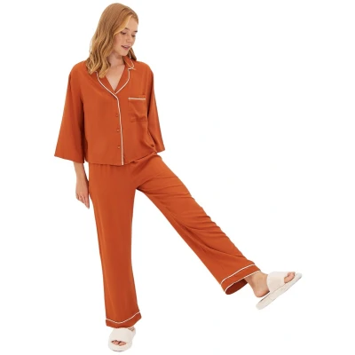 Afbeelding van Trendyol Kaneel Piping Viscose Geweven Pyjama Set Thmaw21Pt0292