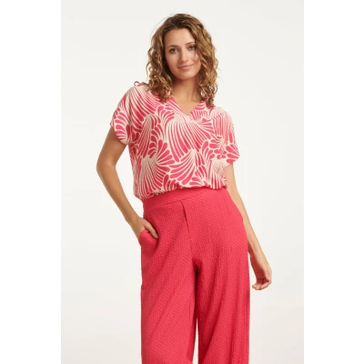 Afbeelding van Smashed Lemon 25073 Top Met Grafisch Print In Roze En Wit 3XL