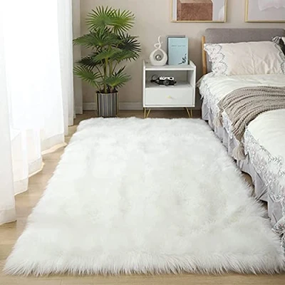 Afbeelding van YIHAIC Schapenvacht, synthetisch, voelt als echte wol aan, synthetisch bont, kunstmatig, luxe, wollen kleed voor bank, kussen (50 x 150 cm, wit)