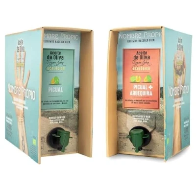 Afbeelding van Verpakking met 100% Spaanse biologische extra vierge olijfolie Nieuwe oogst 24/25 Bag in Box formaat 3L Arbequina + Picual en Rijk aan polyfenolen 6L EVOO