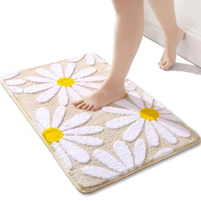 Afbeelding van QJHOMO Beige badkamertapijt, schattige madeliefjes, badmat, antislip, wasbaar, witte en gele bloem, zachte douchemat, absorberend, 40 x 60 cm