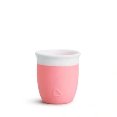 Afbeelding van Munchkin C&#039;est Silicone! open drinkbeker voor baby &amp; peuters, leerbeker met 360 rand, kinderen vanaf 4 maanden, zonder BPA, voedselveilige siliconen 2oz/59 ml, kleur: koraal.
