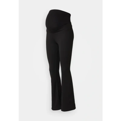 Afbeelding van ONLY MATERNITY low waist flared zwangerschapsbroek Fever zwart