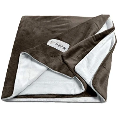 Afbeelding van PetFusion Premium fleece hondendeken van micropluche kattendeken, ultrazachte en gezellige tweekleurige omkeerbare machinewasbare deken voor huisdieren bruin groot (152 x 122 cm)