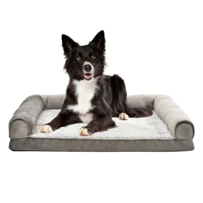 Afbeelding van Amazon Basics Hondenbed, groot, U vorm, sofa, van schuimrubber, met afneembare, wasbare hoes, 91 x 69 17 cm (l b h), bruin