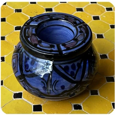 Afbeelding van Marokkaanse stormasbak, asbak, keramiek, windasbak, oosters, decoratie, kleur blauw