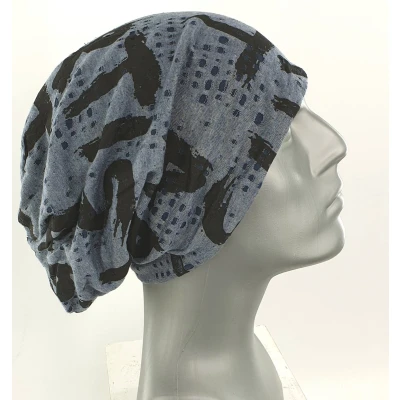 Afbeelding van Vintage used look katoenen lange beanie herenmuts blauw zwarte print met tekst maat one size