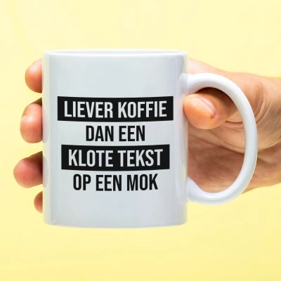 Afbeelding van mok Liever koffie dan tekst op een
