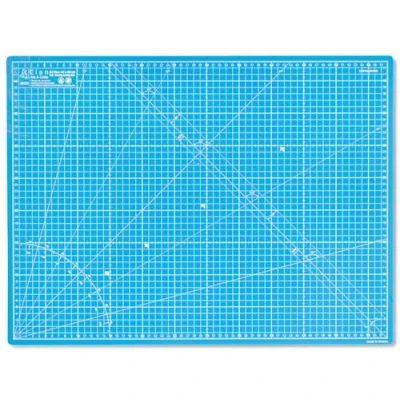 Afbeelding van Elan 5 laagse Snijmat Blauw A2, Zelfherstellende 3 mm Snijmat, Knutselmat met Dubbelzijdig Raster, Metrische Snijonderlegger voor Quilten, Naaien, Patchworken, Scrapbooken, enz. 60 x 45 cm