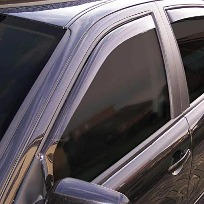Afbeelding van ClimAir Zijwindschermen Dark passend voor BMW 5 Serie E61 Touring 2004 2010