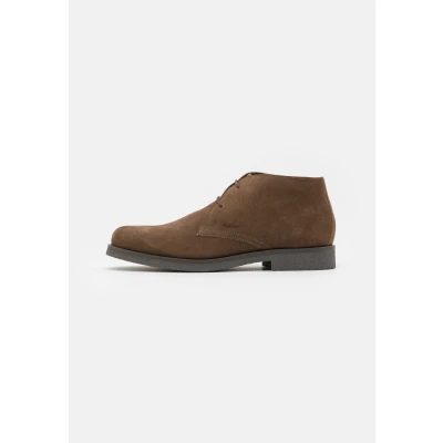 Afbeelding van Geox UOMO Claudio Sportieve veterschoenen, Heren, Maat: 45, Chocolate Veloursleer