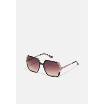 Afbeelding van Guess Zonnebril, Dames, Maat: One Size, Shiny black/gradient bordeaux
