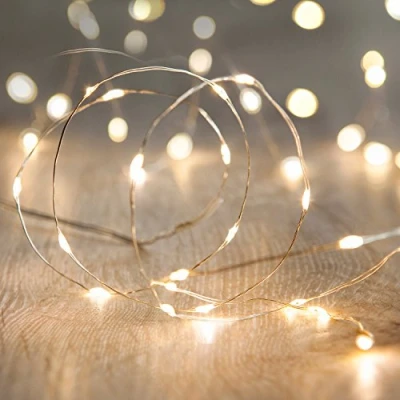Afbeelding van Lights4fun 50 LED Micro Lichtketting Warm Wit Timer Batterij String Lights Binnen