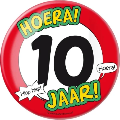 Afbeelding van Button XL 10 jaar Verkeersbord