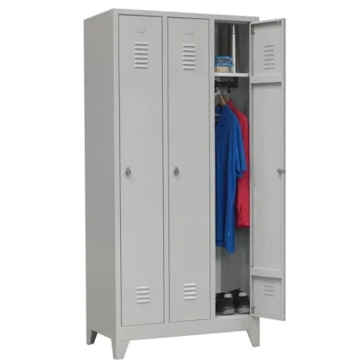 Afbeelding van Industriële locker garderobekast 3 delig blauw met pootjes en opening voor hangoogsluiting (zonder hangslot geleverd)
